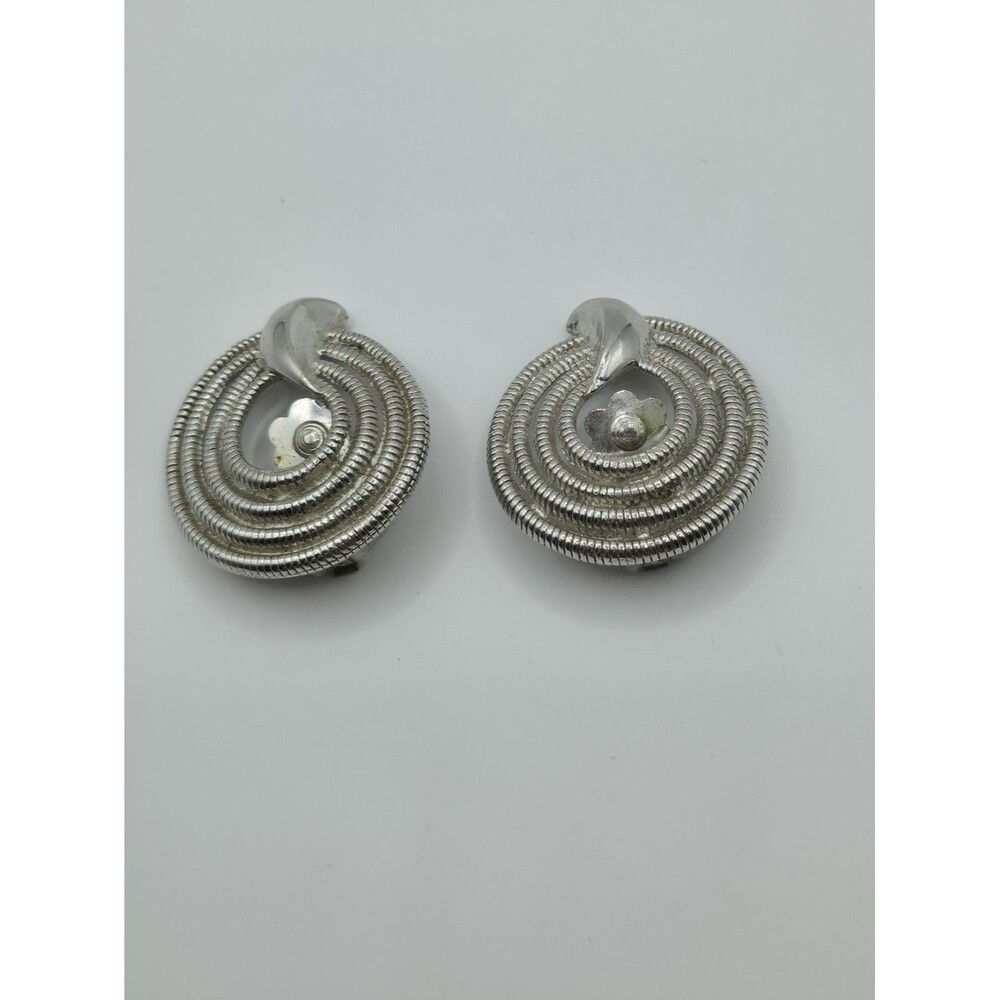 Vintage Coro Spiral Clip-on Earrings Metal Silvertone 1 1/4"